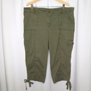 Roz & Ali Cargo Cropped Capri Pants Green Khaki Chino High Rise Pockts Womens 18